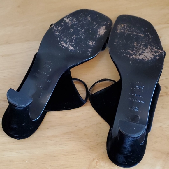 Ann Taylor Black Rose Velvet Heels - Picture 10 of 14